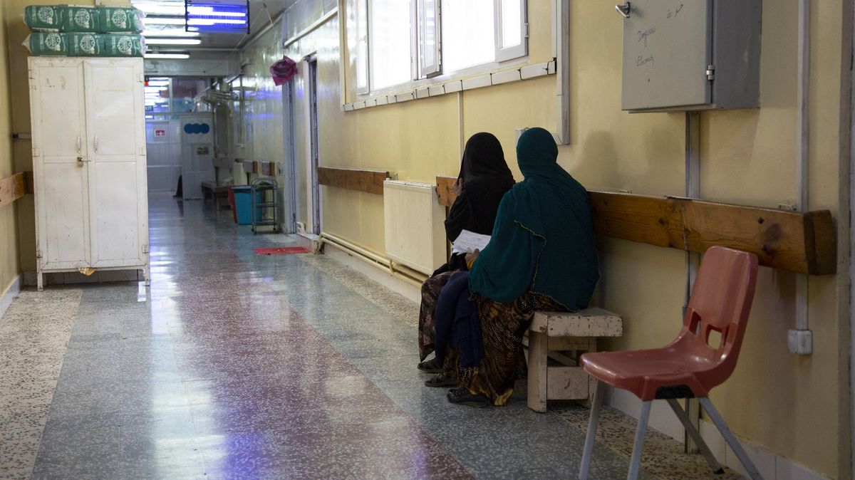 HRW: Afghánské zdravotnictví je ohroženo, zemi chybí zahraniční pomoc